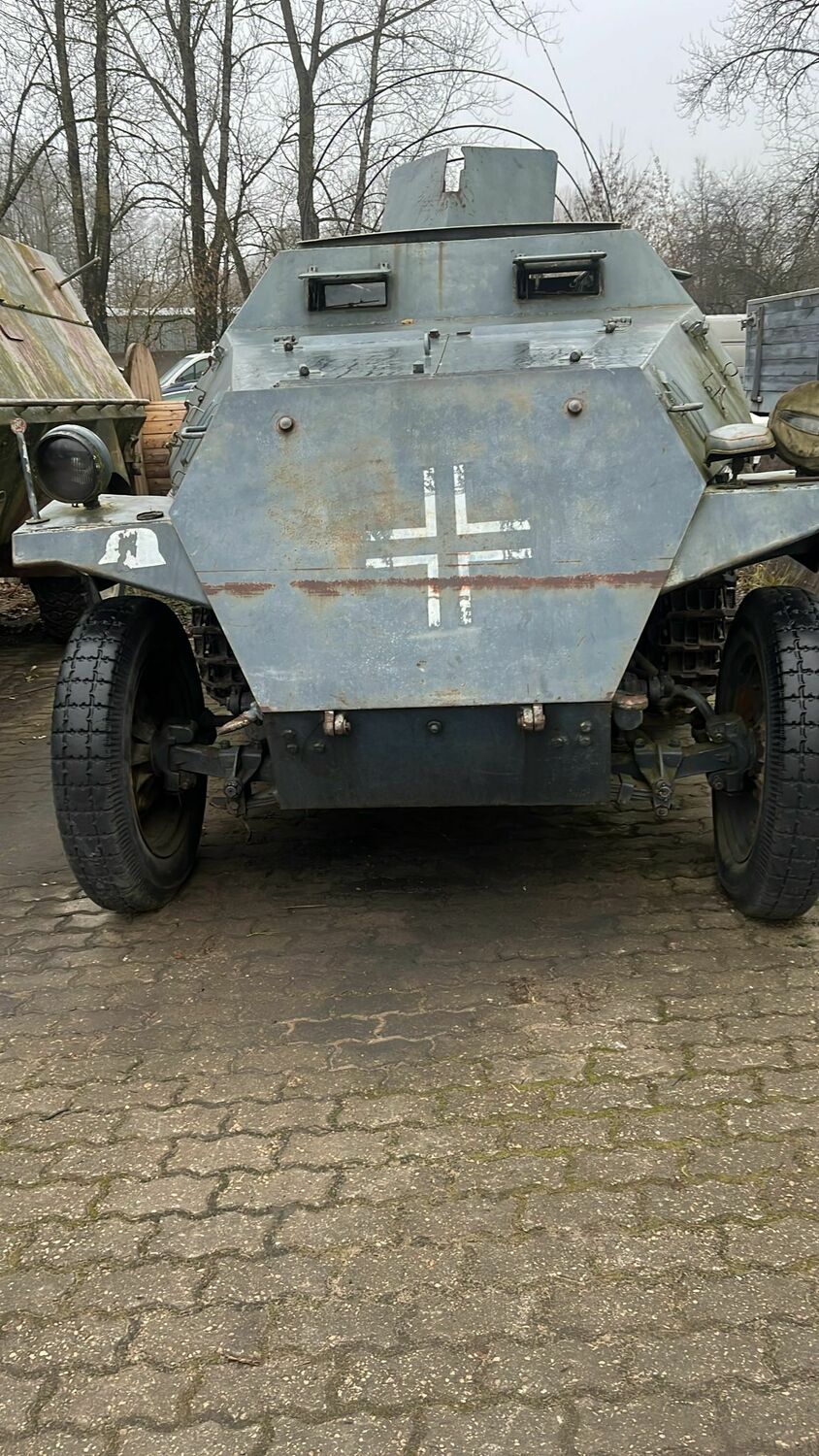 Bruņumašīna 2