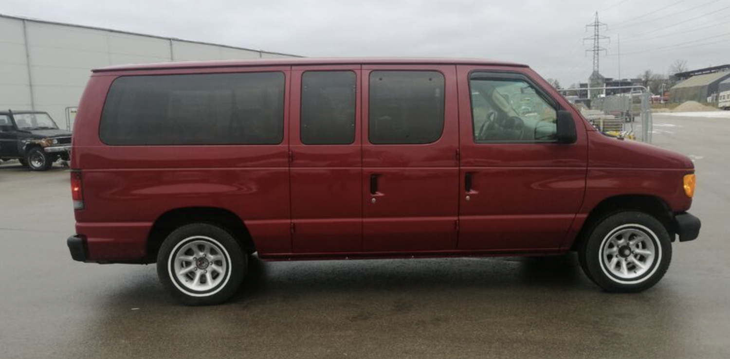 Ford Ecoline E 150